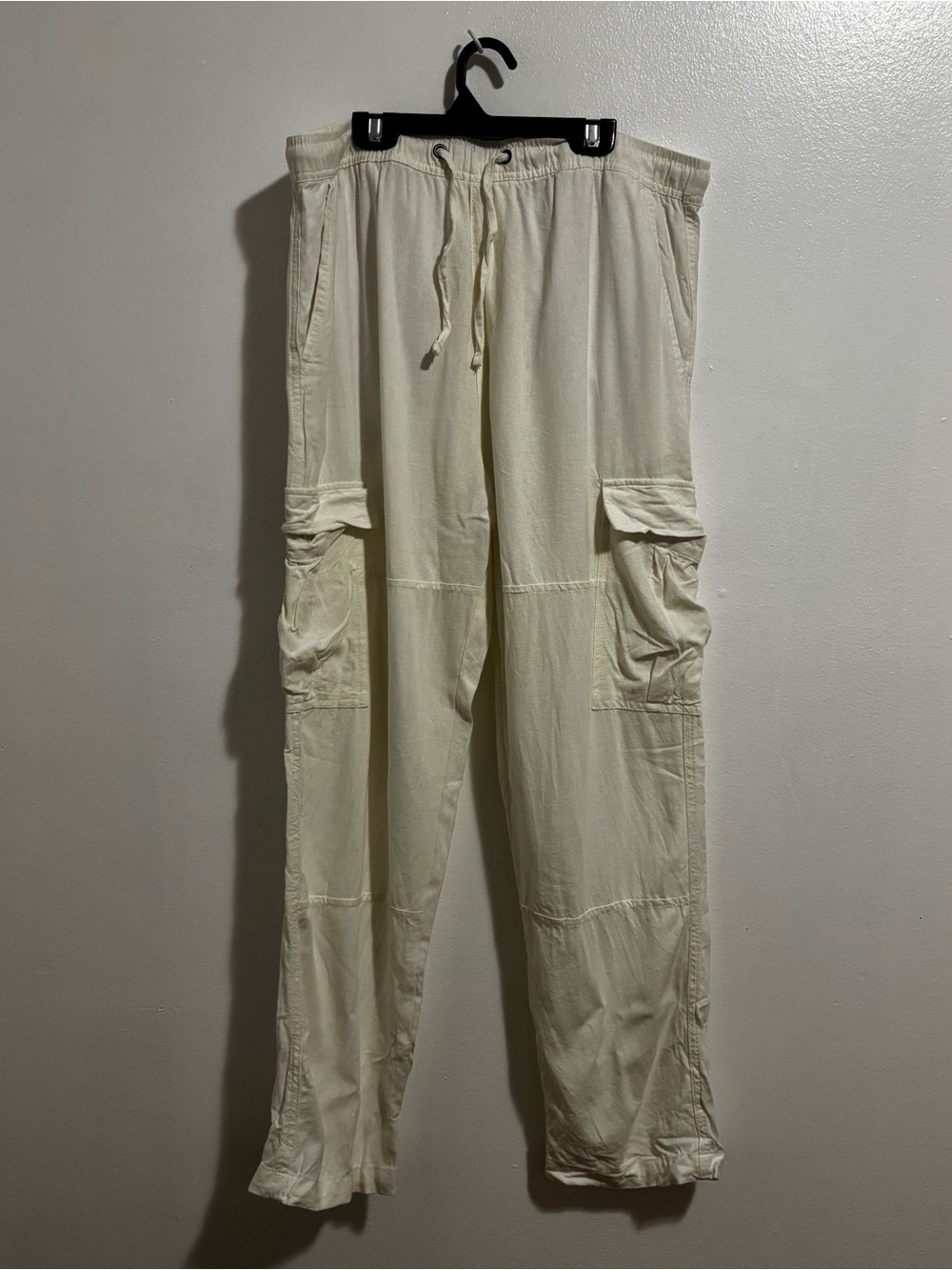 Urban Outfitters Men's Cargo Pants - Cream